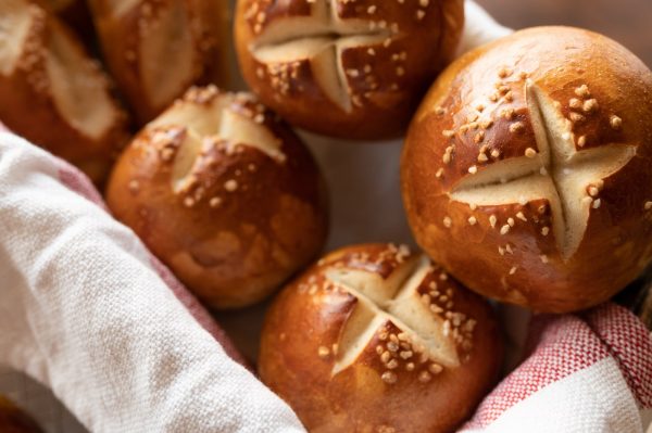 Pretzel Buns