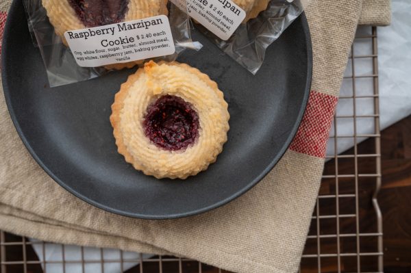 Raspberry Marzipan Cookie