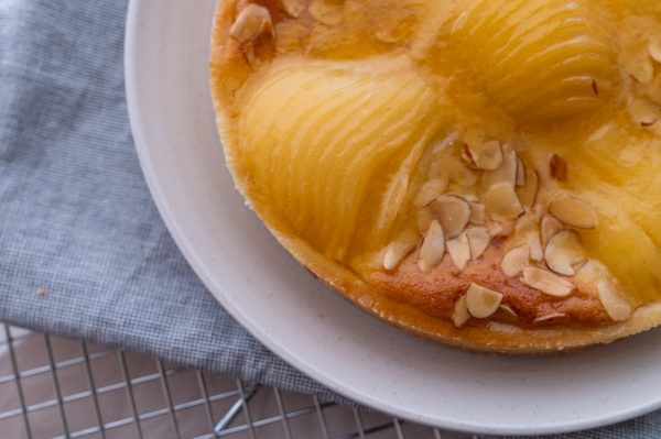 Tarte Pear Amandine 8"